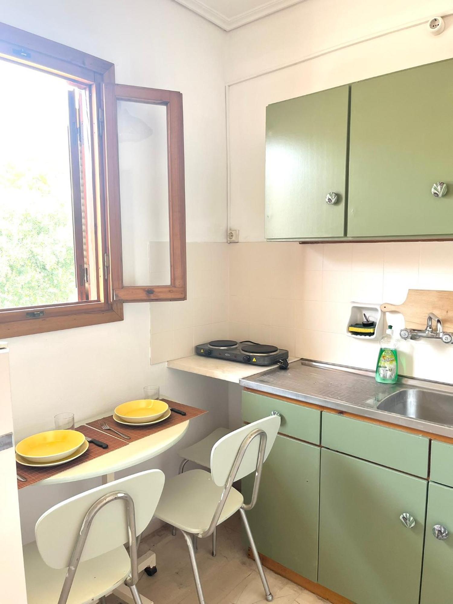 Oelia Rooms & Apartments Agia Marina  ภายนอก รูปภาพ
