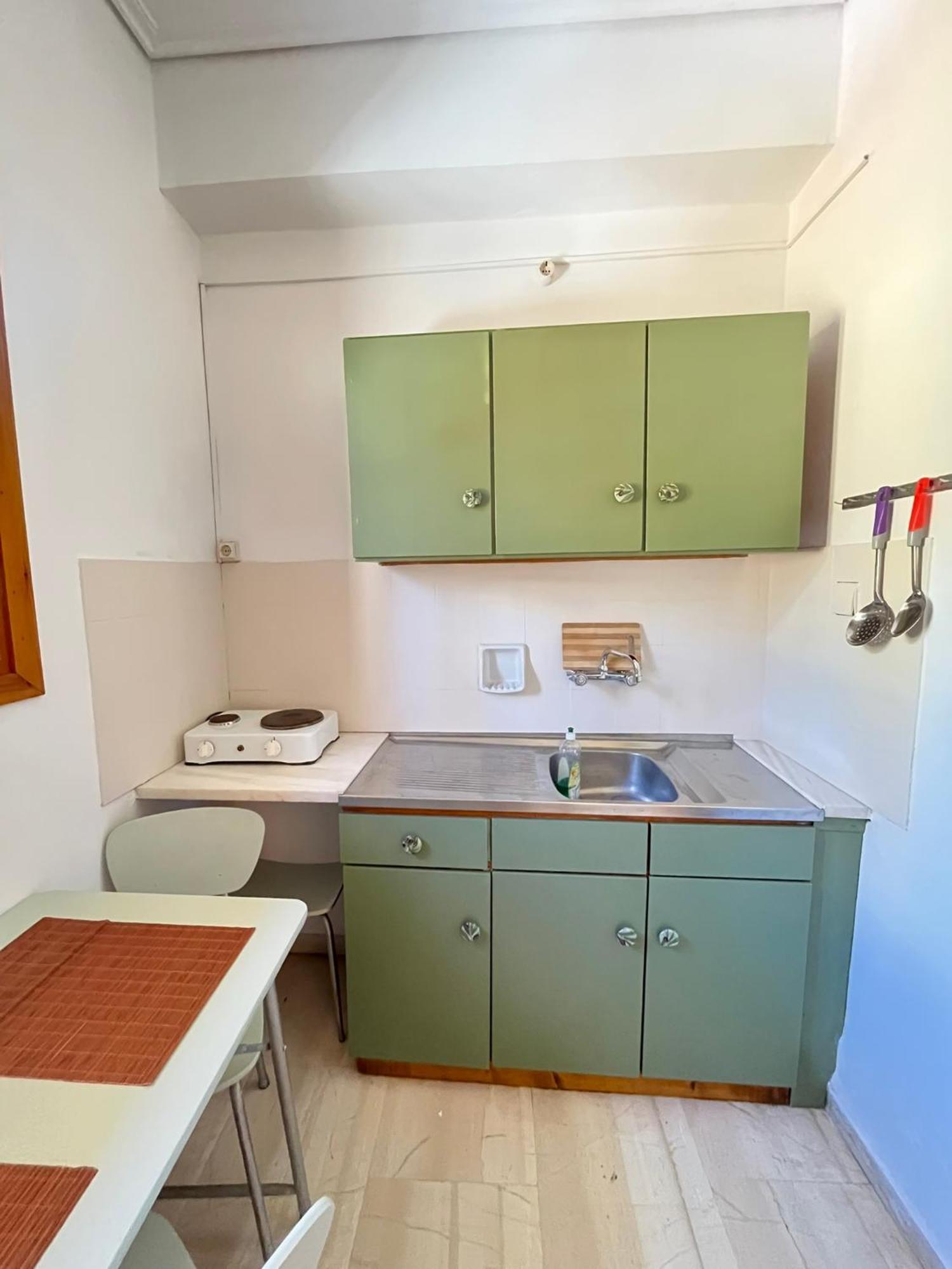 Oelia Rooms & Apartments Agia Marina  ภายนอก รูปภาพ
