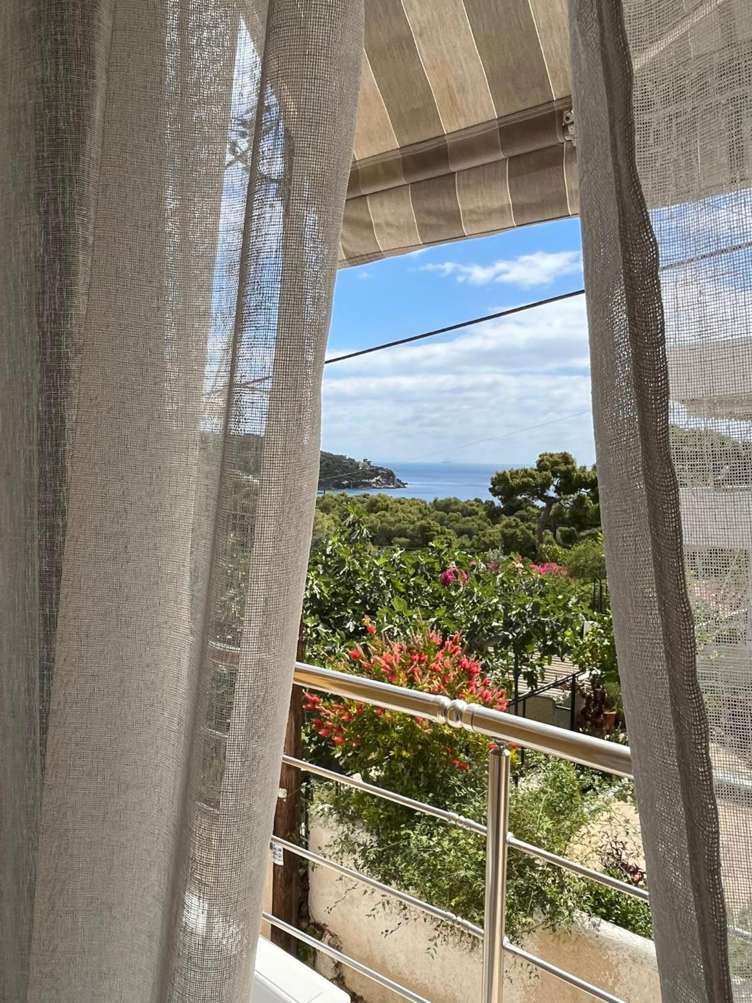 Oelia Rooms & Apartments Agia Marina  ภายนอก รูปภาพ