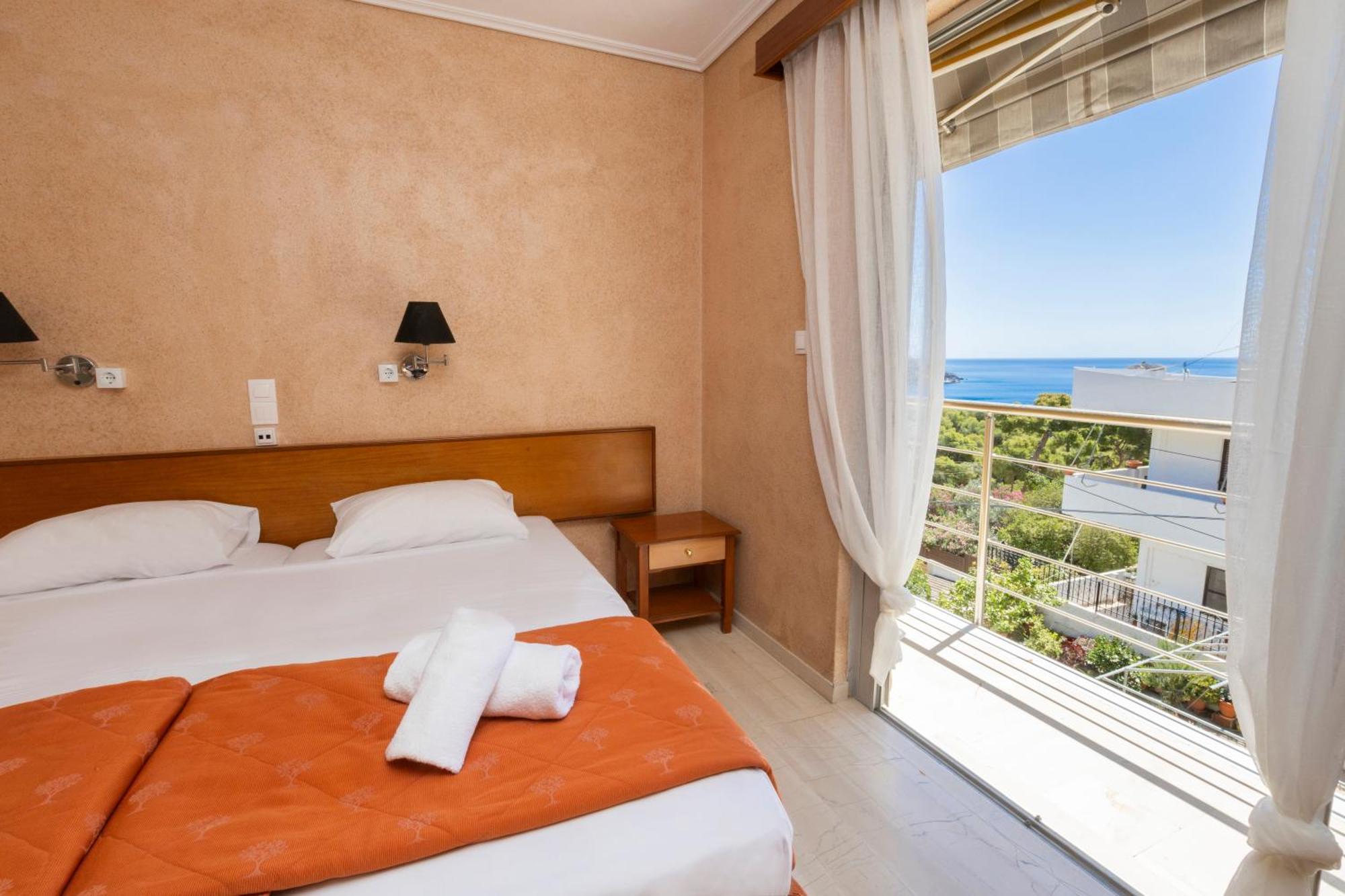 Oelia Rooms & Apartments Agia Marina  ภายนอก รูปภาพ